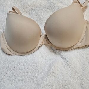 SKIMS Nude Bra